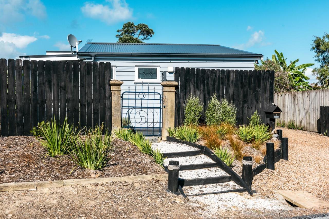 Pohutukawa Cottage, Waiheke Island Surfdale Buitenkant foto